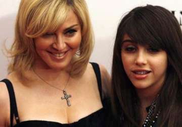 madonna s daughter plans to move in with father