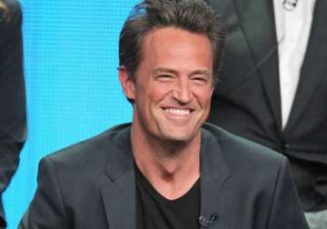 matthew perry back to small screen with the odd couple revamp