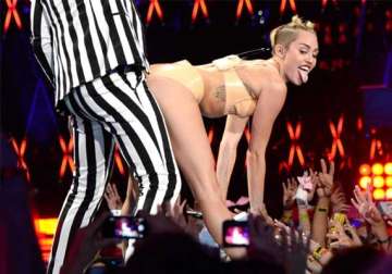 miley cyrus an attention seeker