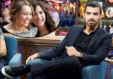 miley cyrus demi lovato pushed joe jonas to use weed