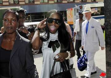 ny court dismisses charges against rapper foxy brown