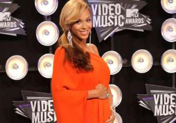 ny hospital rejects patients complaints after beyonce gives birth to baby