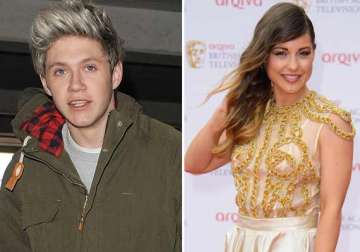 niall horan dating louise thompson