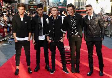 one direction fumes over new album leak