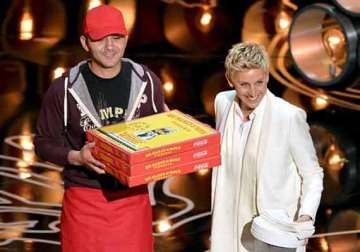 oscars pizza delivery guy gets 1 000 as tip