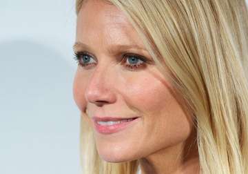 paltrow missing third baby