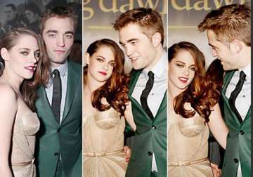 pattinson stewart celebrate with perry