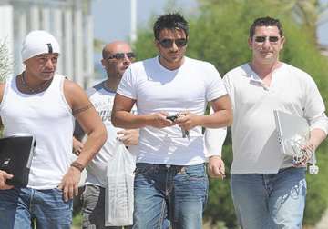 peter andre mourns brother s death