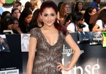 pop star ariana grande shuns sexy image see her hot images