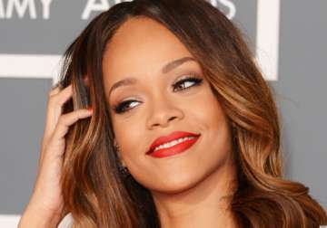 rihanna wins case against uk retailer topshop