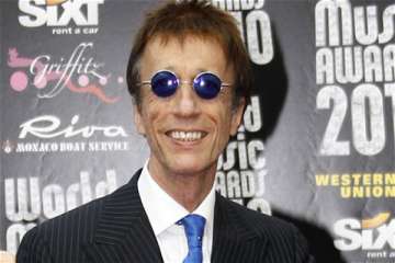 robin gibb dies after long cancer battle