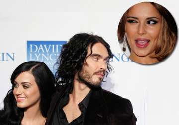 russell brand finds cheryl cole attractive see pics