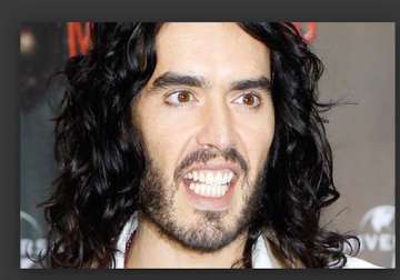 russell brand to fight half million dollar lawsuit