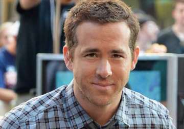 ryan reynolds tryst with cold after sunny honeymoon