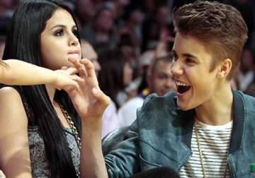 selena gomez wants to wipe ou ex justin bieber out of her life