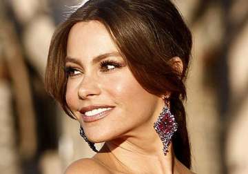 sofia vergara slammed by ex boyfriend s friends