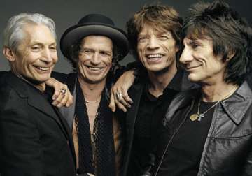 stones to play long awaited glastonbury gig