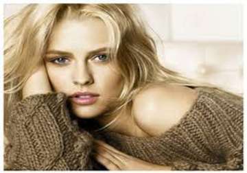 teresa palmer pregnant with first child