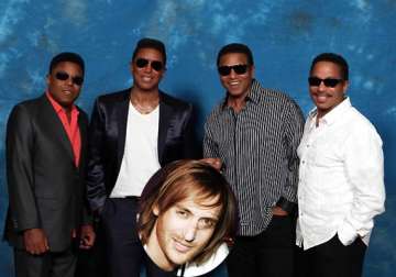 the jacksons keen to work with david guetta