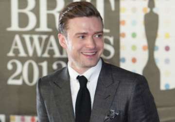 timberlake chooses low budget inn over posh suite