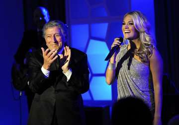 tony bennett and carrie underwood perform duet at grammy