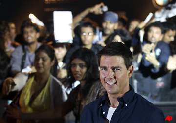 will love to act in bollywood movies says tom cruise