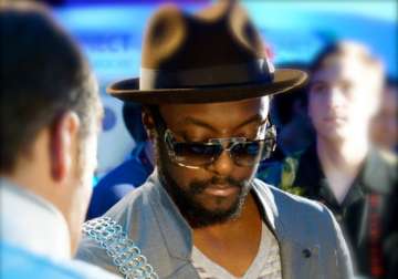 will.i.am cowell plan to make show together