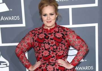 williams wife helps adele overcome stage fright