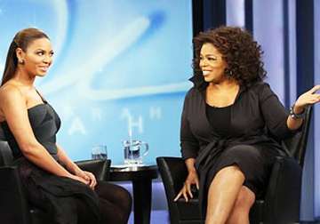 winfrey looks to the web to energize her network