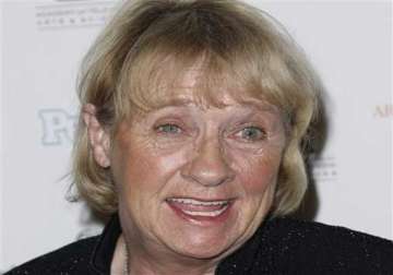 housewives actress kathryn joosten dies at 72