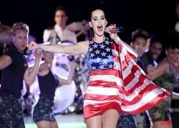 i still believe in love after brand says katy perry