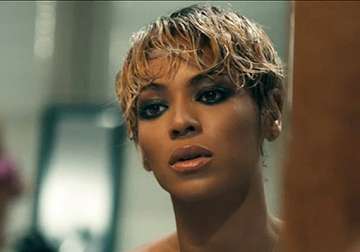 hot beyonce knowles cries shows plea of women in new video see pics watch video