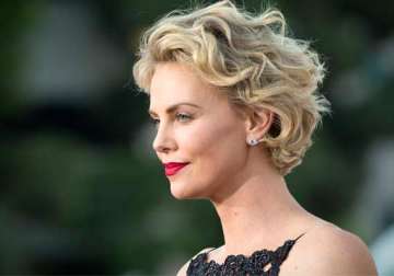 charlize theron women come into their prime in 40s