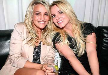 britney spears s sister jamie lynn spears embarrassed by father
