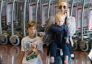 being with kids a luxury for kate hudson