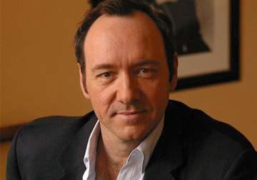 kevin spacey offered donation to turn vegetarian