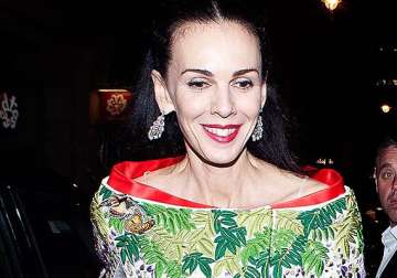 l wren scott gets honoured through a fashion award