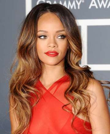 rihanna in legal trouble faces plagiarism issue see pics