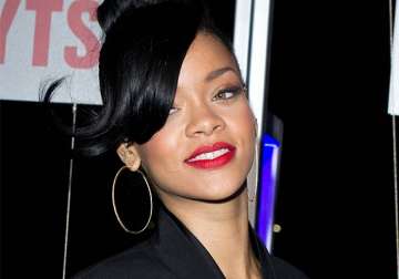 rihanna s stalker arrested