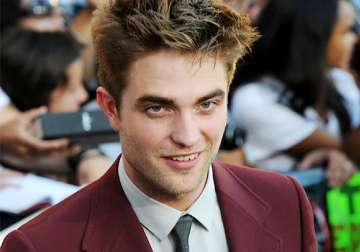 robert pattinson can t remember life before fame