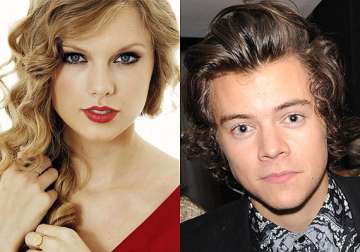 taylor swift not dating kenny sanders