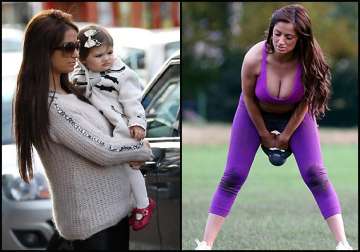 single mum chantelle not bothered about post baby body view pics