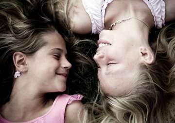 direct friendship holds its own despite social networking