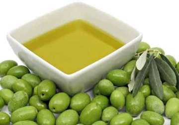 extra virgin olive oil can ward off cancer but is useless if heated while cooking