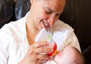 formula food toxic for premature baby s cells