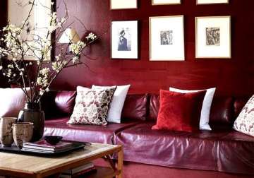 embrace marsala colour for home decor