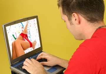 porn addiction linked to low marriage rates in us