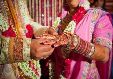 tying the knot after age 32 increases divorce risk