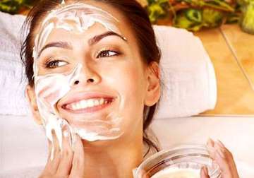 steps for an easy glow facial
