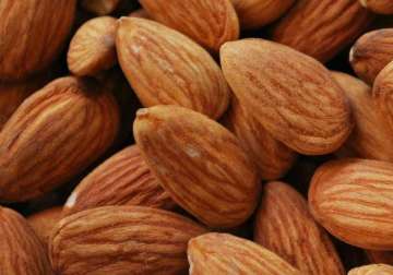 eating almonds daily can boost your overall health